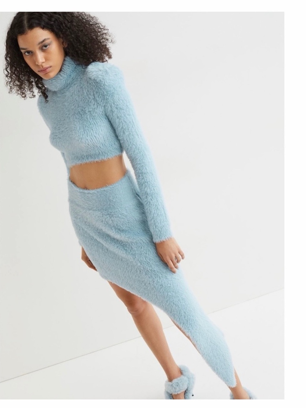 H&M Pastel Blue Asymmetrical Faux-Fur Set